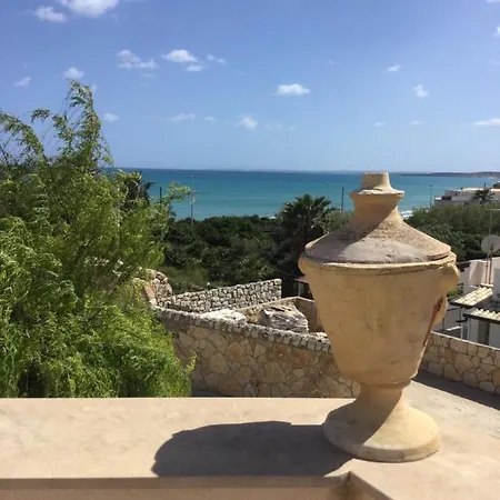 Sole Lido di Noto